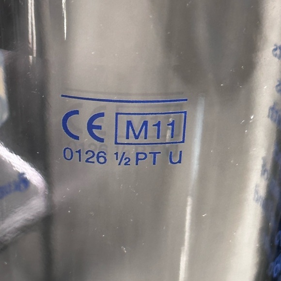 Blue Moon Brewing Co. Pilsner / Beer Glass - Picture 6 of 8